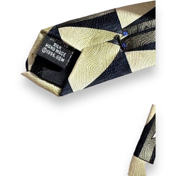 Grateful Dead The Golden Gate Fifth Set 100% Silk Mens Tie Multi Pattern - Picture 4 of 6